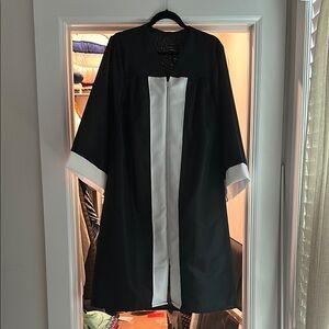 Graduation gown
